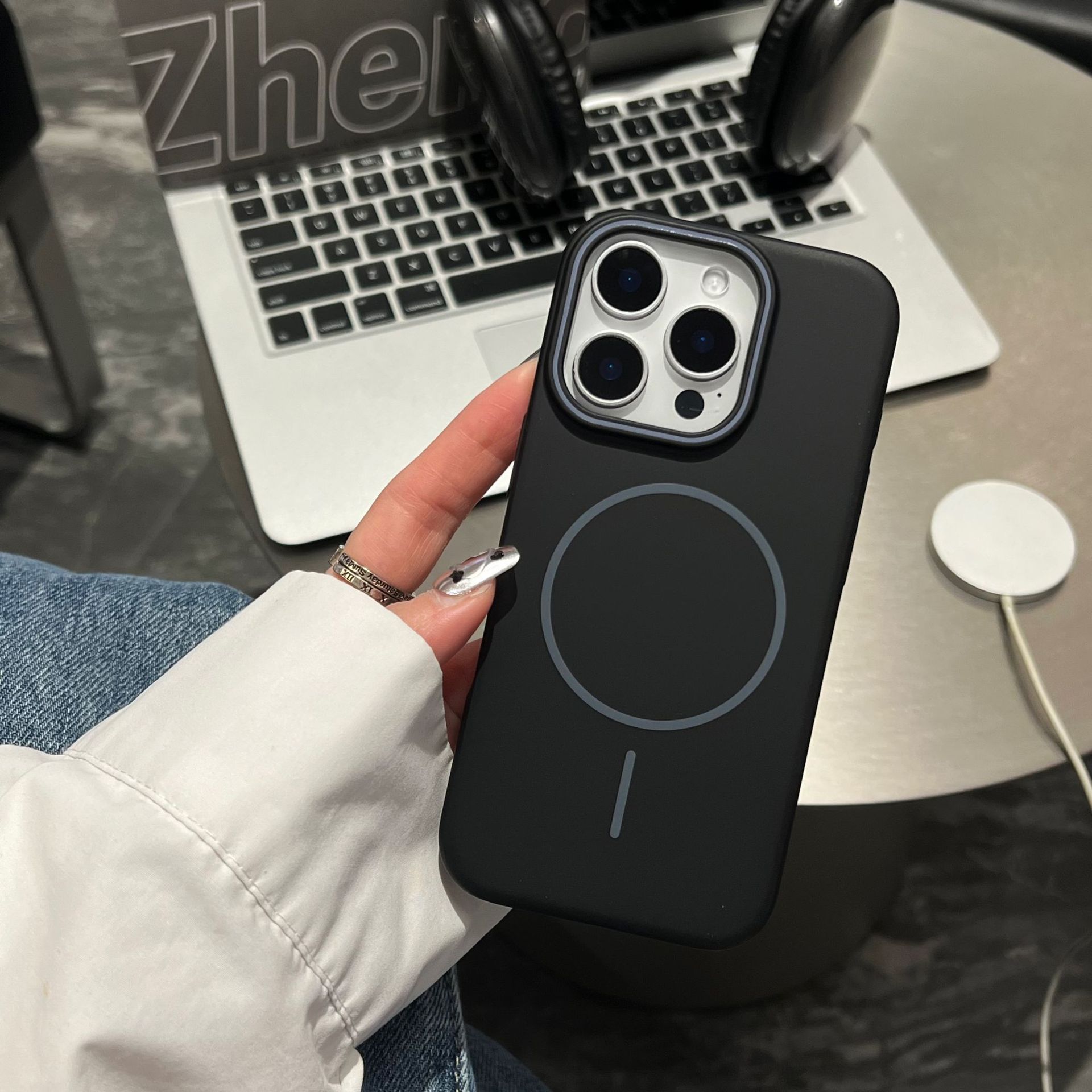 The Thin-skin Magnetic Phone Case Is Suitable for Apple 16e Protective Case, Phone 15 Pro Max Drop Protection Full Cover 14 iPhone16E чёрный
The Thin-skin Magnetic Phone Case Is Suitable for Apple 16e Protective Case, Phone 15 Pro Max Drop Protection Full Cover 14 iPhone16E чёрный