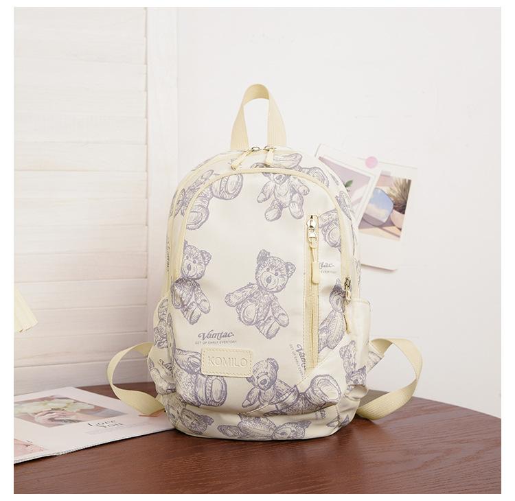 2024 Новый милый рюкзак с медведем для девочек корейского выпуска, сумка для начальной школы, большой вместимости, легкий дорожный рюкзак