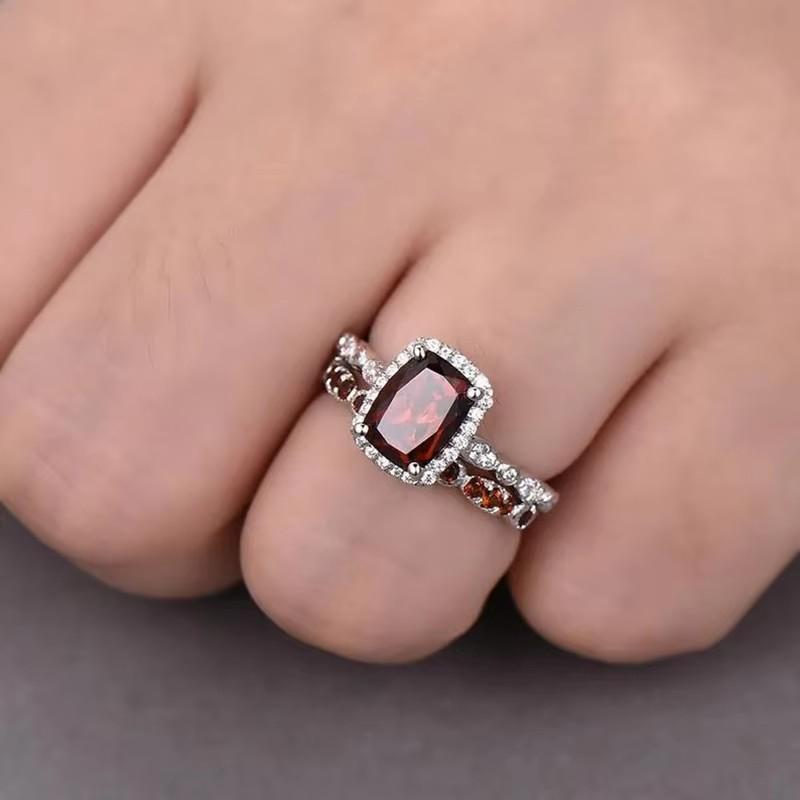 Huitan Creative 2Pc/Set Red Cubic Zirconia Rings Modern Graceful Finger Accessories Women Exquisite Ceremony Party Zircon Set 6
Huitan Creative 2Pc/Set Red Cubic Zirconia Rings Modern Graceful Finger Accessories Women Exquisite Ceremony Party Zircon Set 6