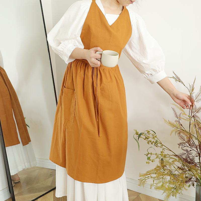 Apron summer thin Japanese and Korean v-neck sleeveless anti-splashing refreshing solid color adult cotton apron
Apron summer thin Japanese and Korean v-neck sleeveless anti-splashing refreshing solid color adult cotton apron