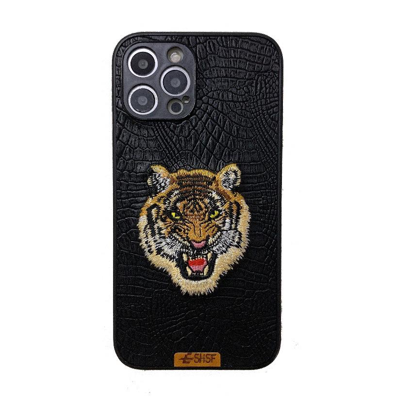 Luxury Embroidered Tiger Case for iPhone 17 Air/16 Pro Max/15/14/13 17 Pro чёрный
Luxury Embroidered Tiger Case for iPhone 17 Air/16 Pro Max/15/14/13 17 Pro чёрный