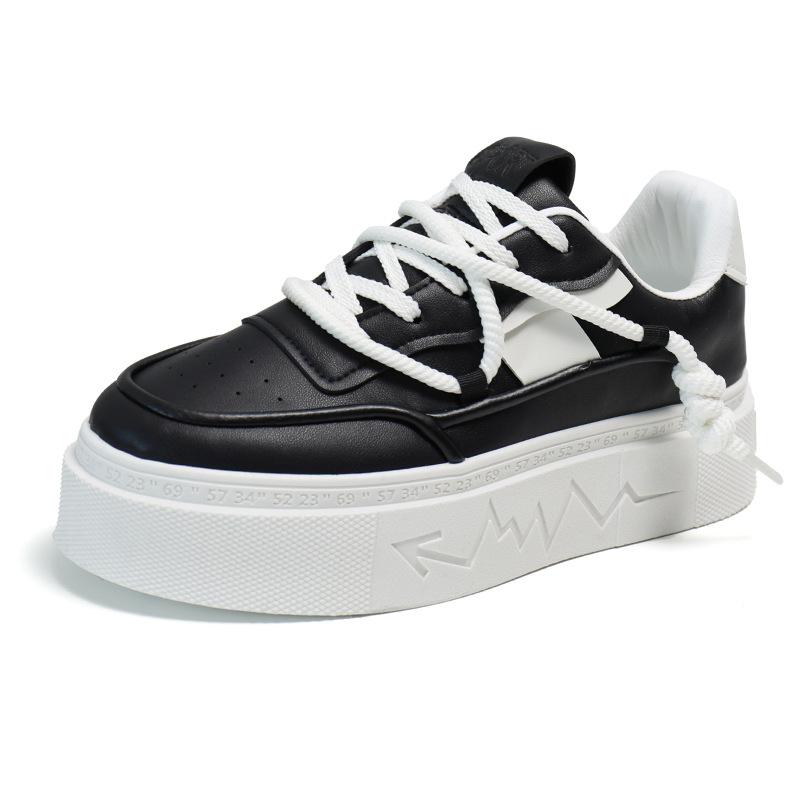 Обувь на толстой подошве мужская весенняя новая обувь для увеличения роста модная универсальная трендовая обувь с низким верхом мужская обувь белая обувь WK01 44 чёрный