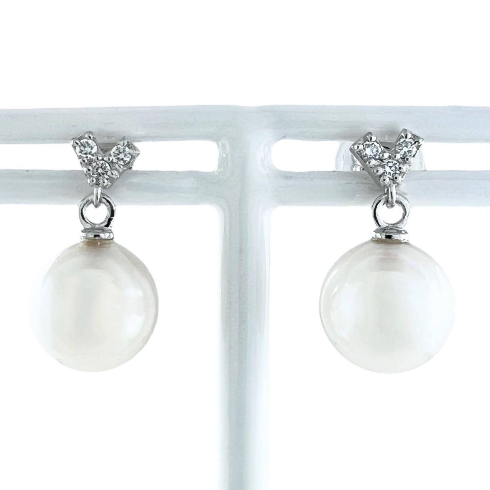 Pierce Silver Women Pearl used
Pierce Silver Women Pearl used