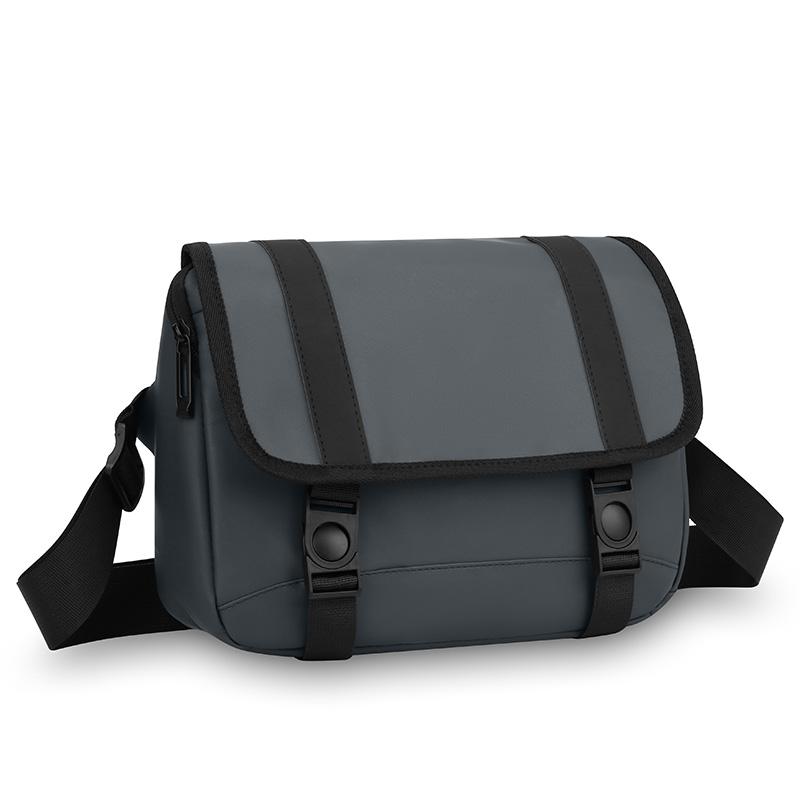 Fashion Casual Men Shoulder Bag Waterproof PU Crossbody Bags For Man Vintage Design Men s Messenger Bag Handbag Bolsa Travel Bag 28cmX20cmX9cm
Fashion Casual Men Shoulder Bag Waterproof PU Crossbody Bags For Man Vintage Design Men s Messenger Bag Handbag Bolsa Travel Bag 28cmX20cmX9cm