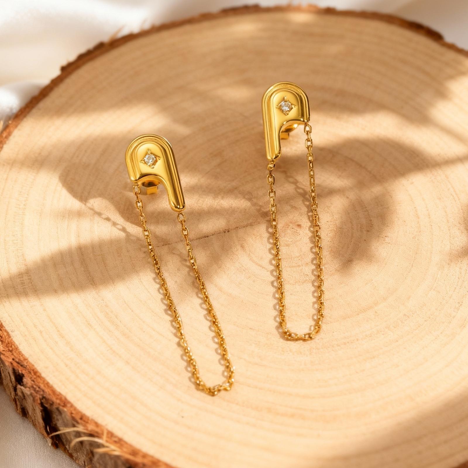 Fashion Stainless Steel Tassel Chain Earrings,Paperclip Shape Stud Earrings for Women,Design Pin Chain Earrings,Daily Jewelry
Fashion Stainless Steel Tassel Chain Earrings,Paperclip Shape Stud Earrings for Women,Design Pin Chain Earrings,Daily Jewelry