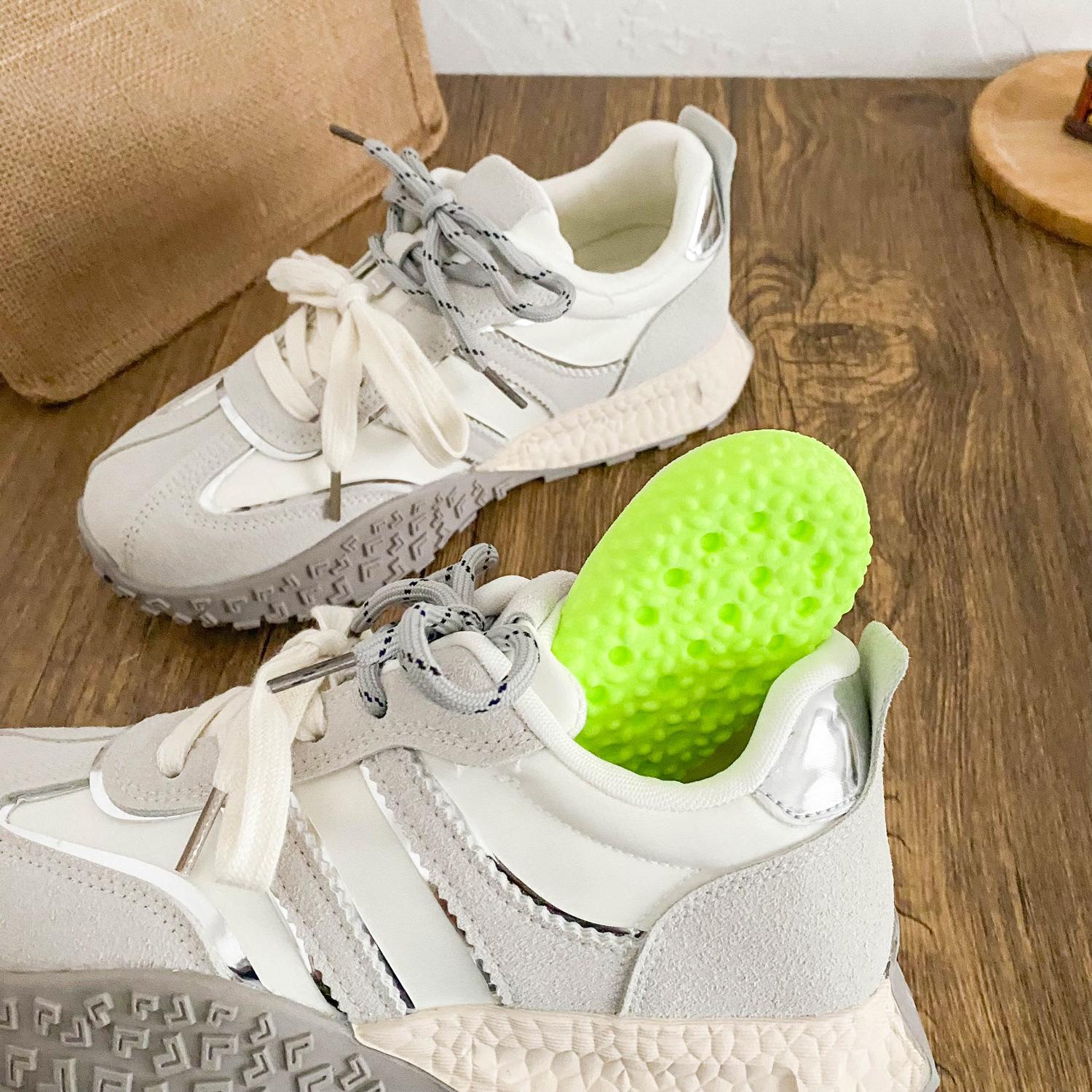 A9902 latex insole/popular dad shoes women s shoes casual sports shoes 2025 new niche design waffles 40 золотий жовтий колір
A9902 latex insole/popular dad shoes women s shoes casual sports shoes 2025 new niche design waffles 40 золотий жовтий колір