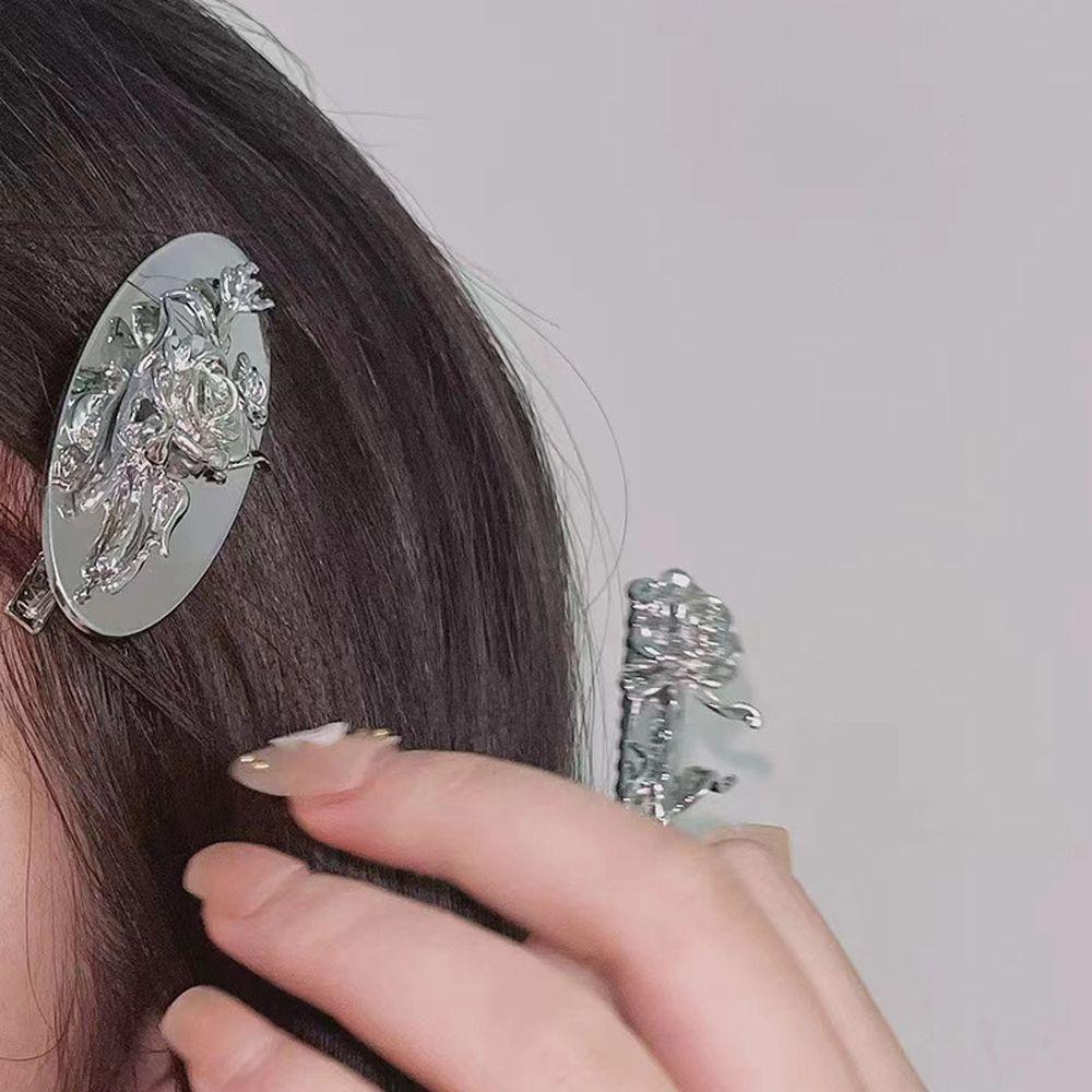 Designer INS Style Metal Hair Accessories Hair Bangs Clip Korean Style Hairpin Women Hair Clip
Designer INS Style Metal Hair Accessories Hair Bangs Clip Korean Style Hairpin Women Hair Clip