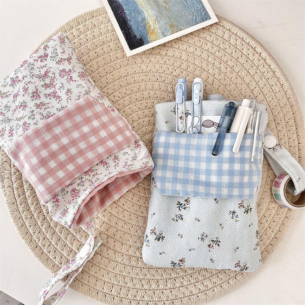 Makeup Bag Grid Pattern Purse Sweet Sanitary Napkin Storage Bag Data Cable Storage Bag Style1-Blue
Makeup Bag Grid Pattern Purse Sweet Sanitary Napkin Storage Bag Data Cable Storage Bag Style1-Blue