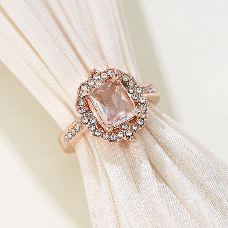 Gorgeous Inlaid Sparking Synthetic Zirconia Rose Golden Plated Ring Women s Elegant Wedding Banquet Zircon Accessories 10
Gorgeous Inlaid Sparking Synthetic Zirconia Rose Golden Plated Ring Women s Elegant Wedding Banquet Zircon Accessories 10