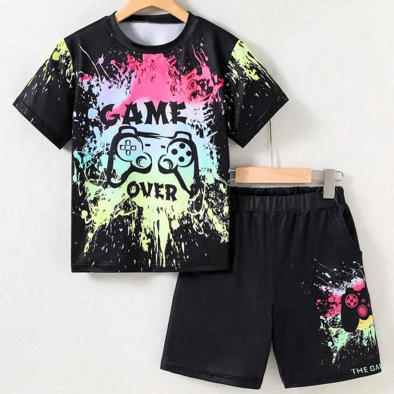 Комплект пляжной одежды для мальчиков из двух предметов сине-белого цвета с принтом: Легкая футболка с океаническими мотивами и эластичные темно-синие шорты с карманом 160
Комплект пляжной одежды для мальчиков из двух предметов сине-белого цвета с принтом: Легкая футболка с океаническими мотивами и эластичные темно-синие шорты с карманом 160