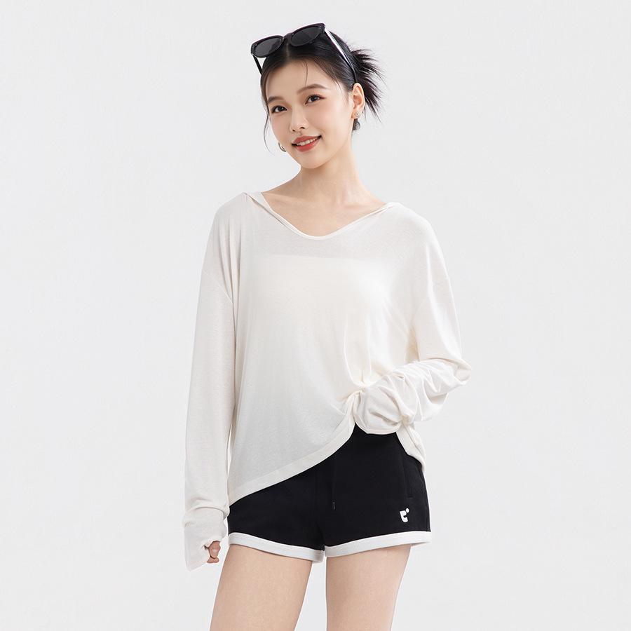 Women s Light Long-Sleeve Hooded Loose High-End Lyocell Shirt One Size (80-145 jin)
Women s Light Long-Sleeve Hooded Loose High-End Lyocell Shirt One Size (80-145 jin)