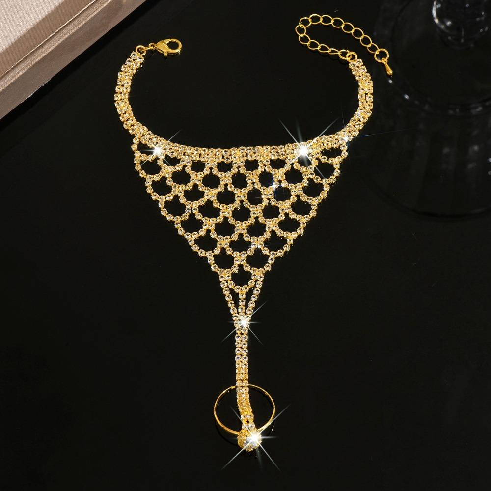 Rhinestone Tassel Ethnic Dance Accessory Multi Layer Simple Golden Finger Bracelet Durable Retro Hollow Geometric Pendant
Rhinestone Tassel Ethnic Dance Accessory Multi Layer Simple Golden Finger Bracelet Durable Retro Hollow Geometric Pendant