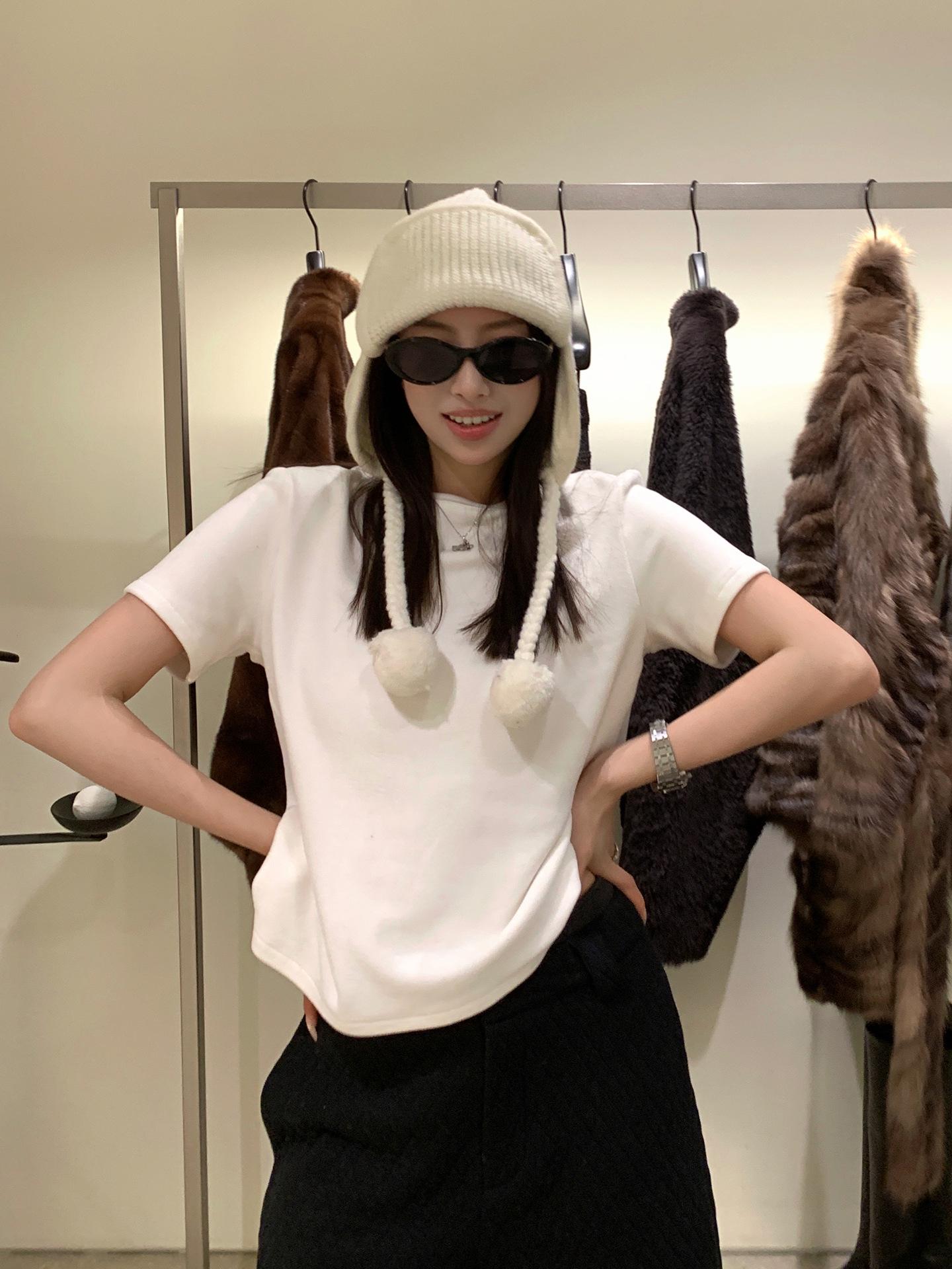 Baishiwang Women s Thick Brushed Short-Sleeve T-Shirt - Winter Slimming Loose Fit Base Layer Small темно-серого
Baishiwang Women s Thick Brushed Short-Sleeve T-Shirt - Winter Slimming Loose Fit Base Layer Small темно-серого