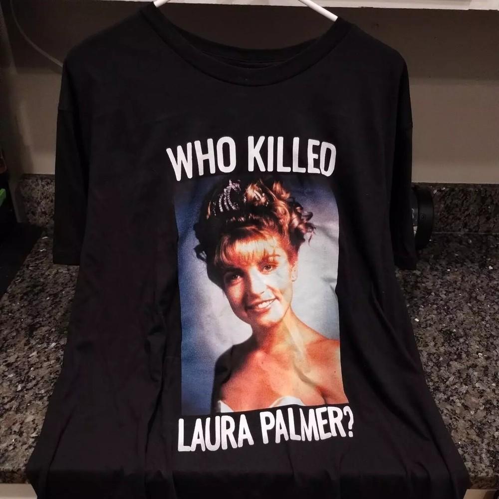 Twin Peaks #034;Laura Palmer#034; 90#039;s Movie Black T shirt Retro Style Tee S5XL Unisex T-Shirt XXL
Twin Peaks #034;Laura Palmer#034; 90#039;s Movie Black T shirt Retro Style Tee S5XL Unisex T-Shirt XXL