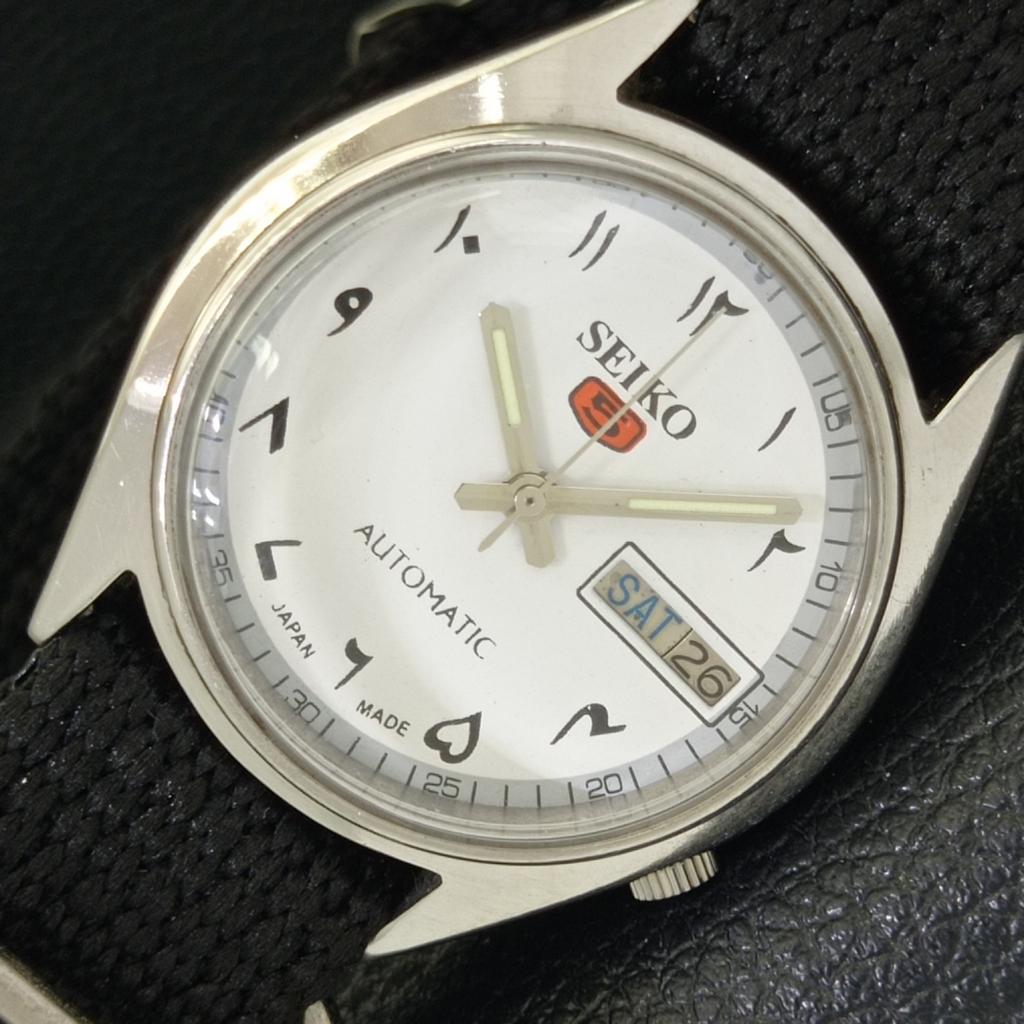 ЧОЛОВІЧИЙ ЧОЛОВІЧИЙ ЧОЛОВІЧИЙ ГОДИННИК SEIKO 5 АВТОМАТИЧНИЙ АРАБСЬКИЙ З БІЛИМ ЦІФЕРЛАБОМ ВИКОРИСТАНОГО ВИНТАЖУ a433267-2 R115-a433267
ЧОЛОВІЧИЙ ЧОЛОВІЧИЙ ЧОЛОВІЧИЙ ГОДИННИК SEIKO 5 АВТОМАТИЧНИЙ АРАБСЬКИЙ З БІЛИМ ЦІФЕРЛАБОМ ВИКОРИСТАНОГО ВИНТАЖУ a433267-2 R115-a433267