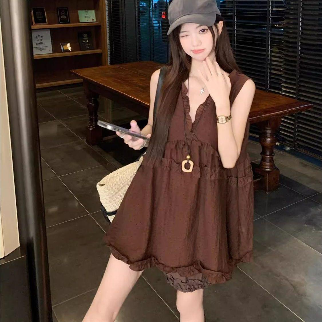 Women s Summer Sleeveless V-Neck Top & High-Waisted Wide-Leg Shorts Set S (80-100 jin)
Women s Summer Sleeveless V-Neck Top & High-Waisted Wide-Leg Shorts Set S (80-100 jin)