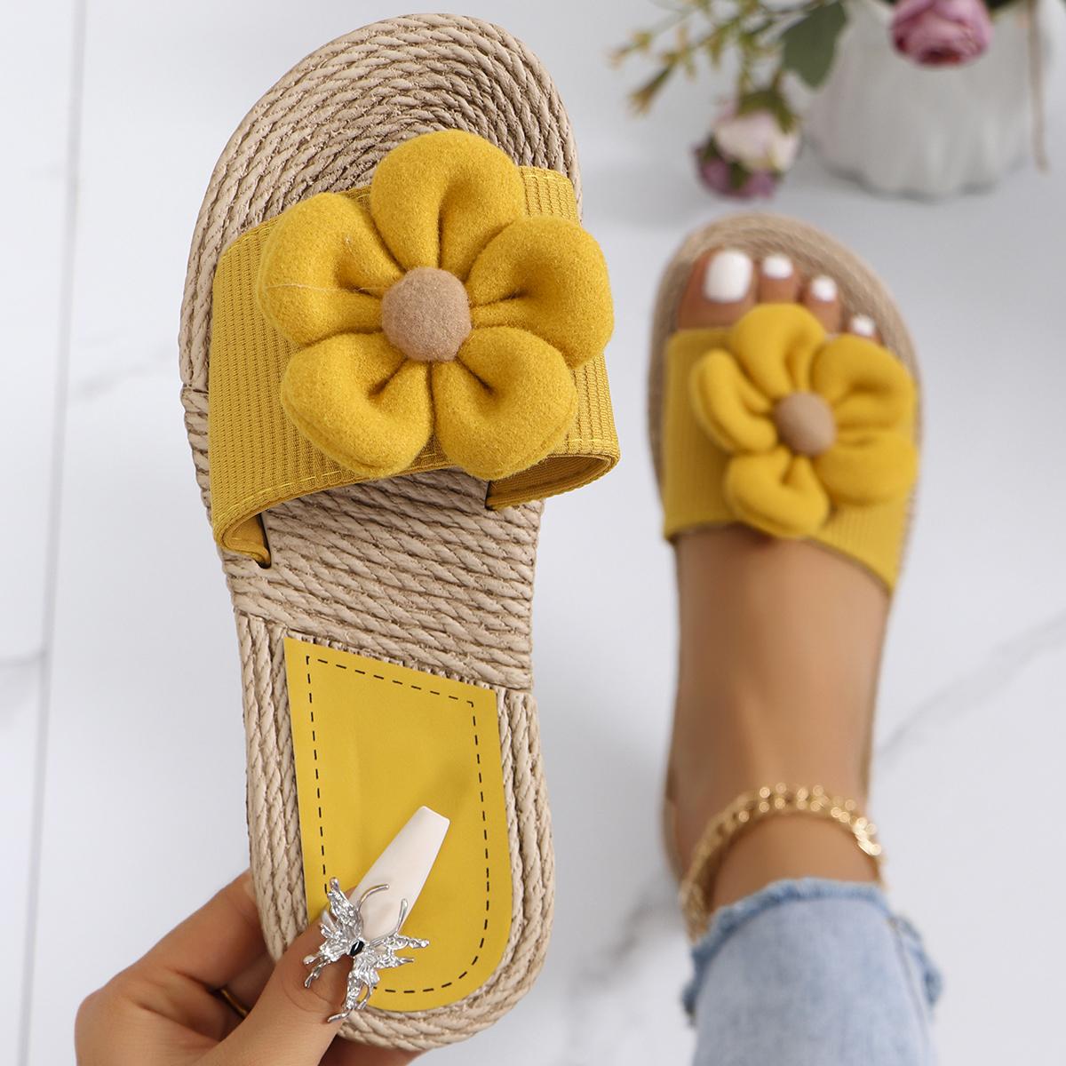 Женские модные трендовые нескользящие удобные сандалии на мягкой подошве с большим цветком 38
Женские модные трендовые нескользящие удобные сандалии на мягкой подошве с большим цветком 38