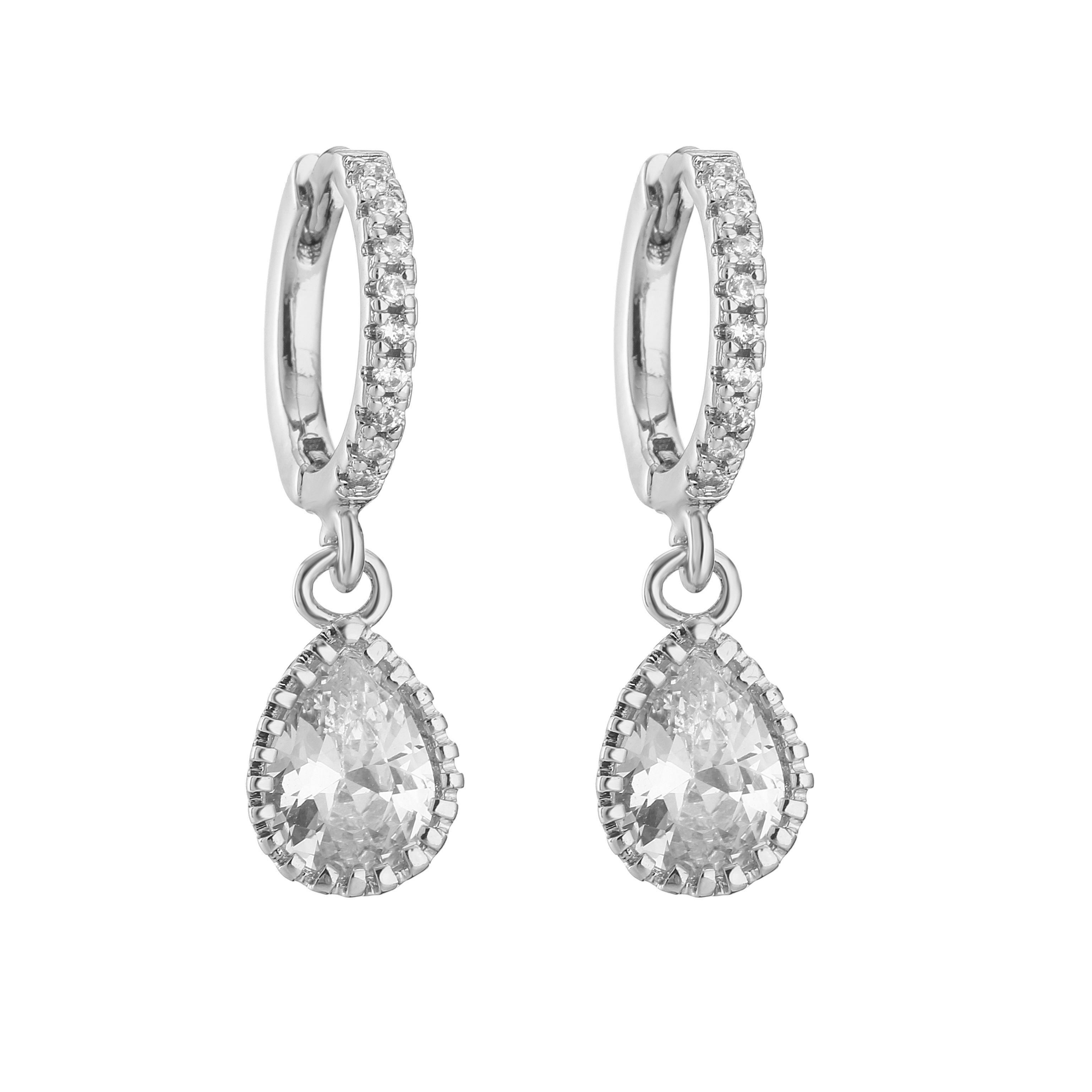 HECHENG,Gold Color Huggies with Bear Heart Pendant Earring for Women Small Star Water Drop Hoop Earrings Charms Zircon
HECHENG,Gold Color Huggies with Bear Heart Pendant Earring for Women Small Star Water Drop Hoop Earrings Charms Zircon