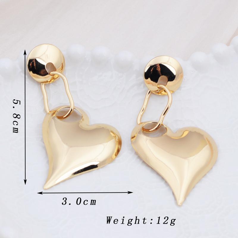 Punk Golden Metal Heart Drop Earrings for Women Vintage Statement Dangle Earrings Trendy Geometry Party Zircon Gifts
Punk Golden Metal Heart Drop Earrings for Women Vintage Statement Dangle Earrings Trendy Geometry Party Zircon Gifts