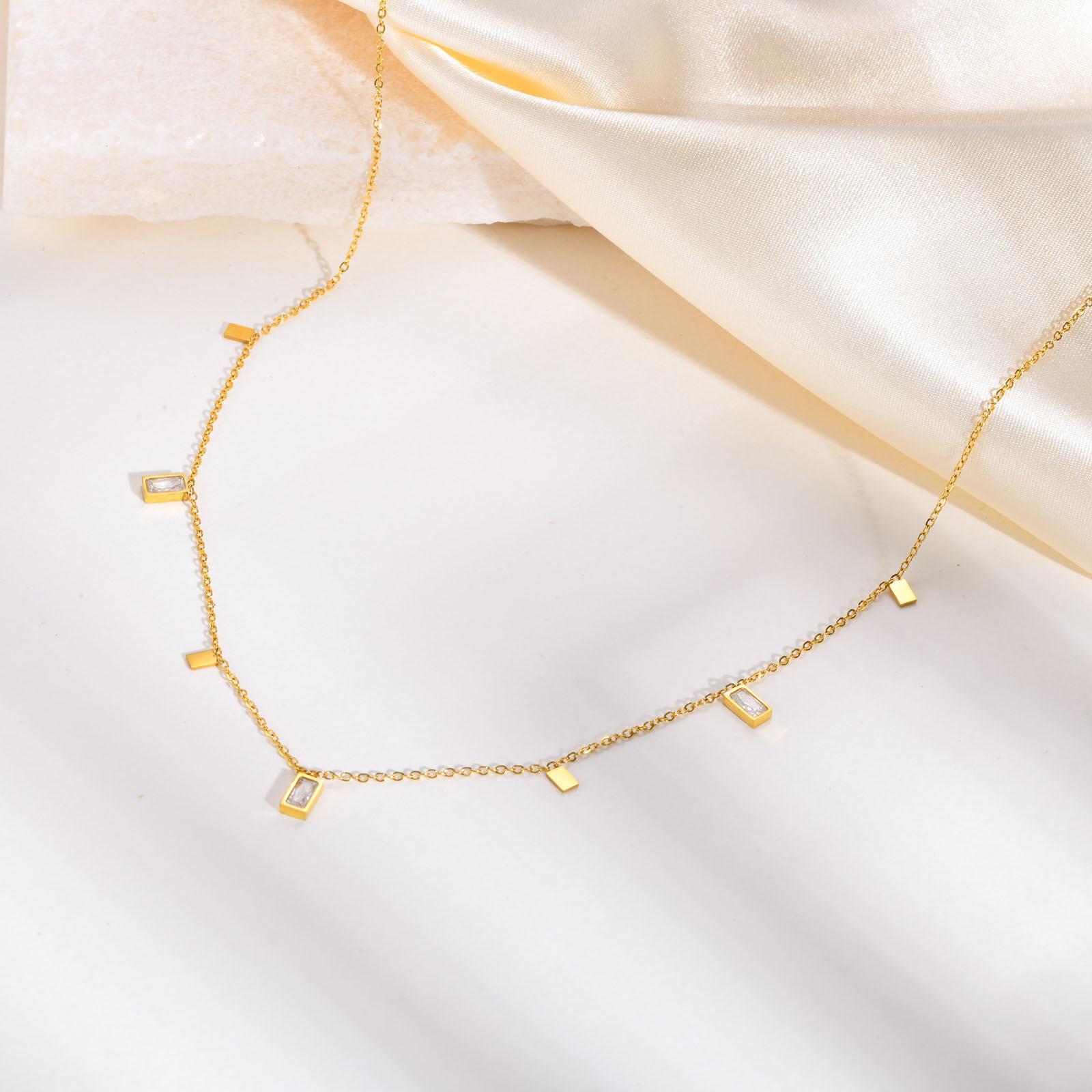 Crystal Choker Necklace for Women, Stainless Steel Chain Link Elegant Stackable Jewelry
Crystal Choker Necklace for Women, Stainless Steel Chain Link Elegant Stackable Jewelry