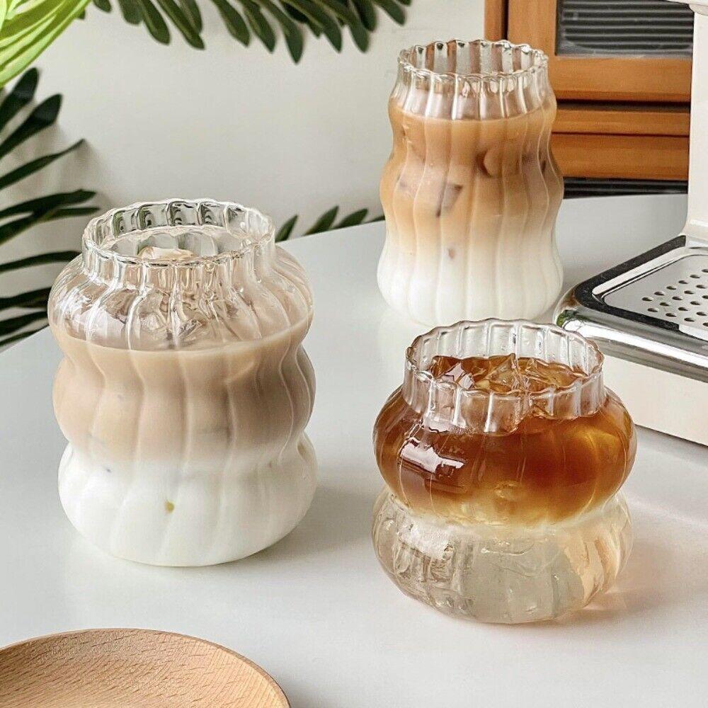 Large Capacity Coffee Cups Instagram Medieval Style Cold Drink Cups Household Glass Drinkware Portable Milk Tea Cup
Large Capacity Coffee Cups Instagram Medieval Style Cold Drink Cups Household Glass Drinkware Portable Milk Tea Cup