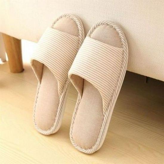 Unisex Linen Slippers, Non-Slip, Thick Sole, All-Season Comfort Fit for US Women s 6-7
Unisex Linen Slippers, Non-Slip, Thick Sole, All-Season Comfort Fit for US Women s 6-7