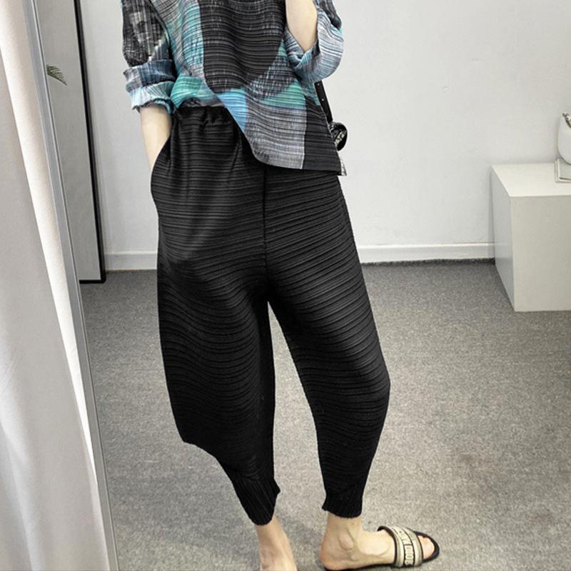 Miyake Women s Versatile Summer Elastic Waist Cropped Pleated Harem Pants One Size чорний
Miyake Women s Versatile Summer Elastic Waist Cropped Pleated Harem Pants One Size чорний