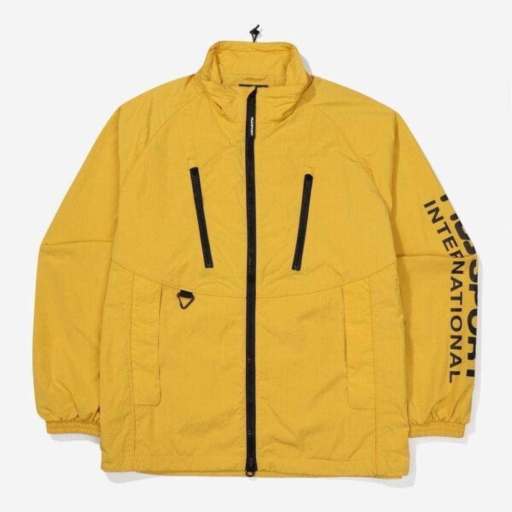 Fila Essential Windbreaker 3 Types Fs2jkf3131x CGR (cool gray)/M(095)
Fila Essential Windbreaker 3 Types Fs2jkf3131x CGR (cool gray)/M(095)