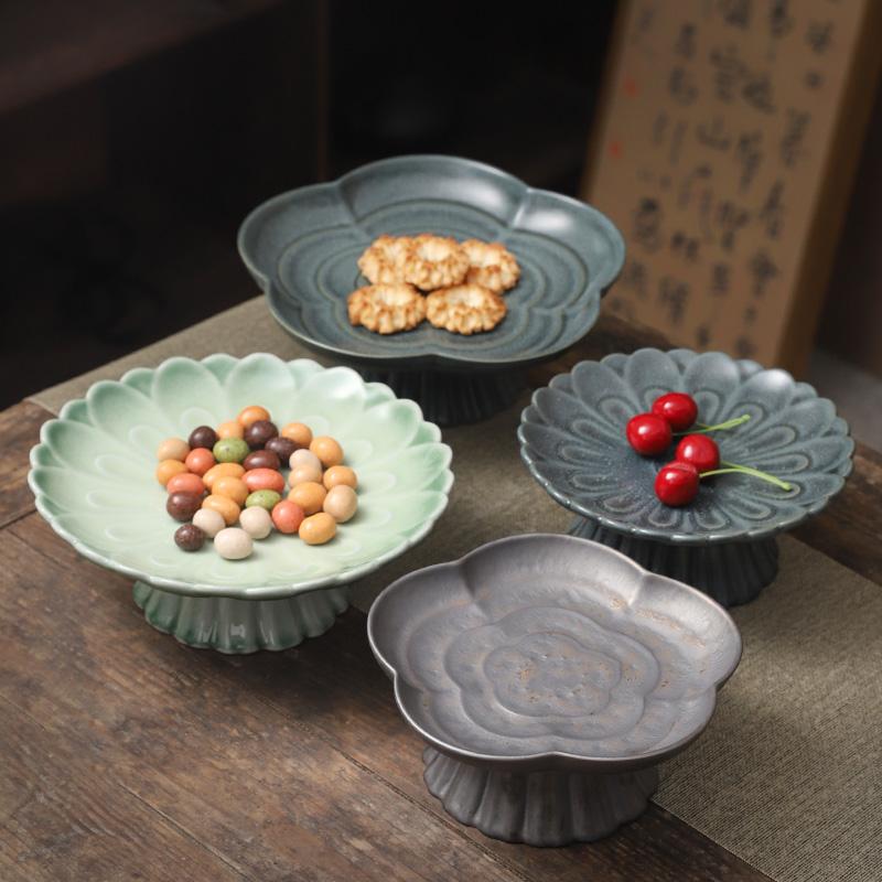 High-footed Fruit Plate Ceramic Lotus Tea Snack Dried Fruit Plate Chinese Ceramic Jewelry Food Tea Cup Storage Tray Home Decor
High-footed Fruit Plate Ceramic Lotus Tea Snack Dried Fruit Plate Chinese Ceramic Jewelry Food Tea Cup Storage Tray Home Decor