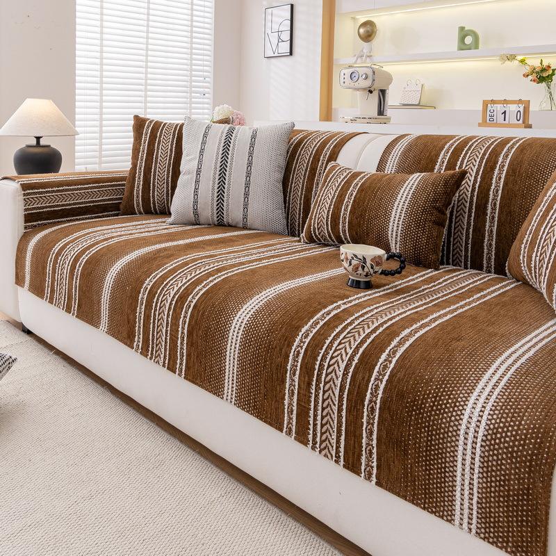 new straight edge four-season universal sofa seat cushion one piece light luxury high-end straight row leather sofa seat cushion 70*70cm
new straight edge four-season universal sofa seat cushion one piece light luxury high-end straight row leather sofa seat cushion 70*70cm