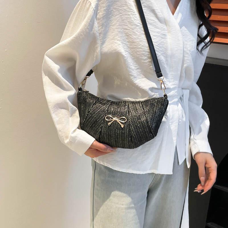 Bow Personality Weaving 2025 Trend New Casual Fashion Crossbody One Shoulder Small Square Women s Bag чорний
Bow Personality Weaving 2025 Trend New Casual Fashion Crossbody One Shoulder Small Square Women s Bag чорний