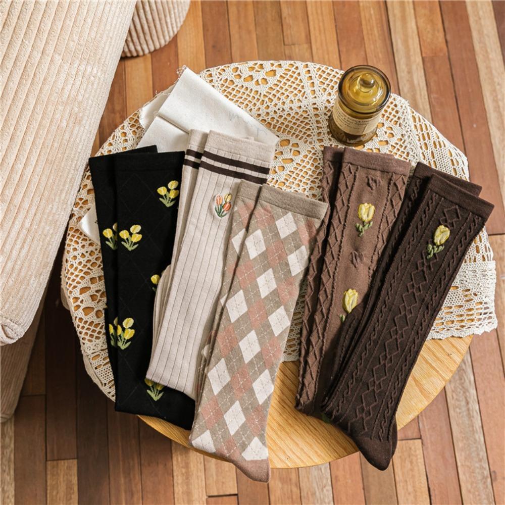 Trendy JK Kawaii Seamless Knitting Socks Long Socks Female Tulip Stockings Jacquard Pattern E
Trendy JK Kawaii Seamless Knitting Socks Long Socks Female Tulip Stockings Jacquard Pattern E
