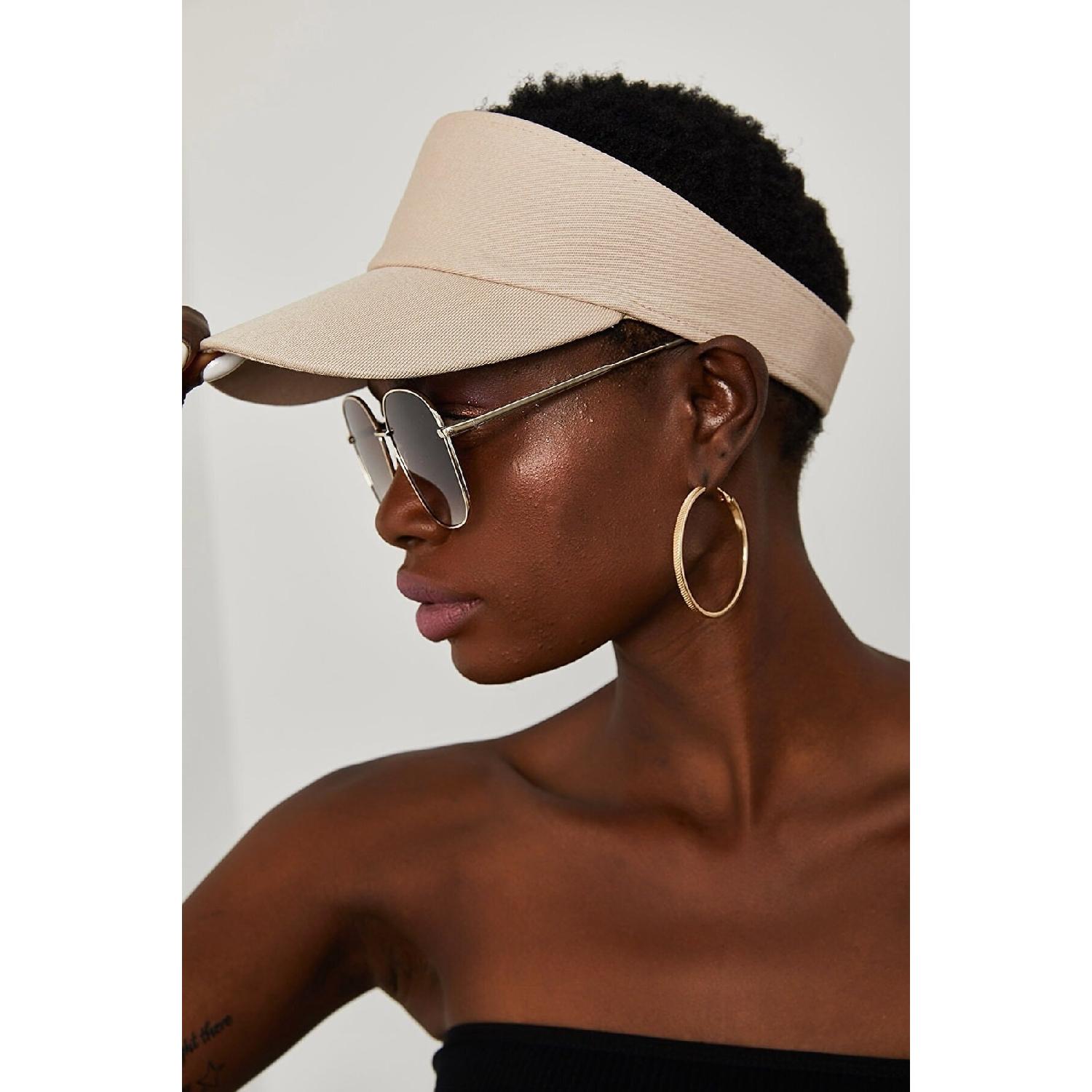 Теннисная шапка унисекс с защитой от ультрафиолета Casket Saters Бежевая белый
Теннисная шапка унисекс с защитой от ультрафиолета Casket Saters Бежевая белый