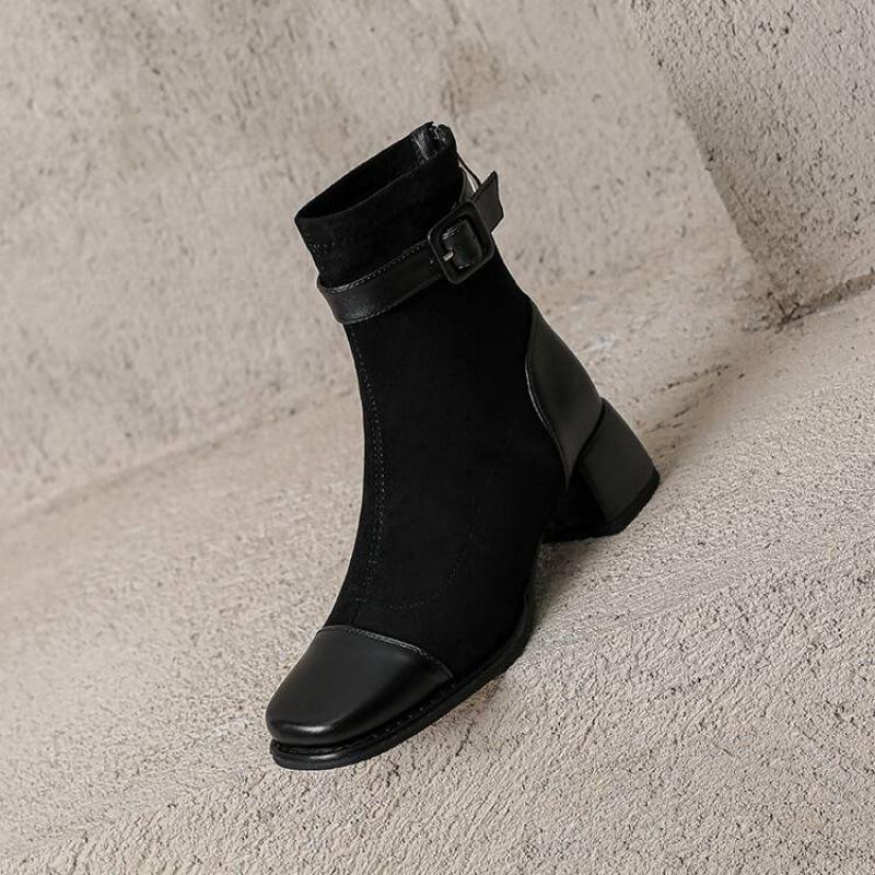 Корейская версия женских ботинок большого размера с квадратным носком, удобные ботильоны на среднем каблуке со средней высотой голенища на задней молнии, однотонная модель на квадратном каблуке с новой резиновой подошвой 39
Корейская версия женских ботинок большого размера с квадратным носком, удобные ботильоны на среднем каблуке со средней высотой голенища на задней молнии, однотонная модель на квадратном каблуке с новой резиновой подошвой 39
