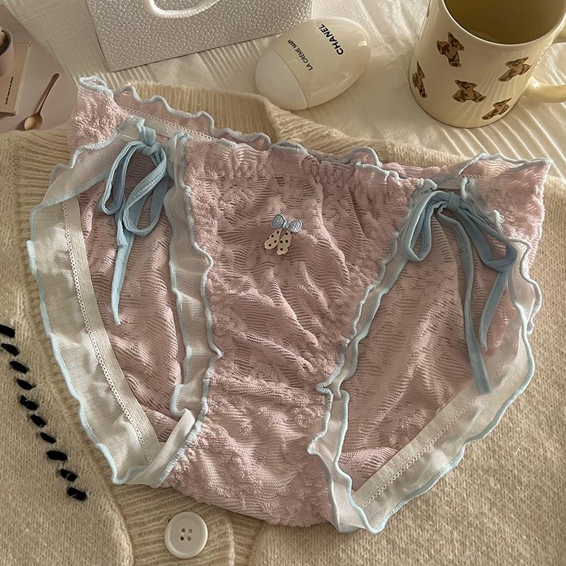 Трусики больших размеров, женское нижнее белье со средней талией, высококачественные дышащие трусы с подтяжкой бедер с героями мультфильмов 2XL
Трусики больших размеров, женское нижнее белье со средней талией, высококачественные дышащие трусы с подтяжкой бедер с героями мультфильмов 2XL