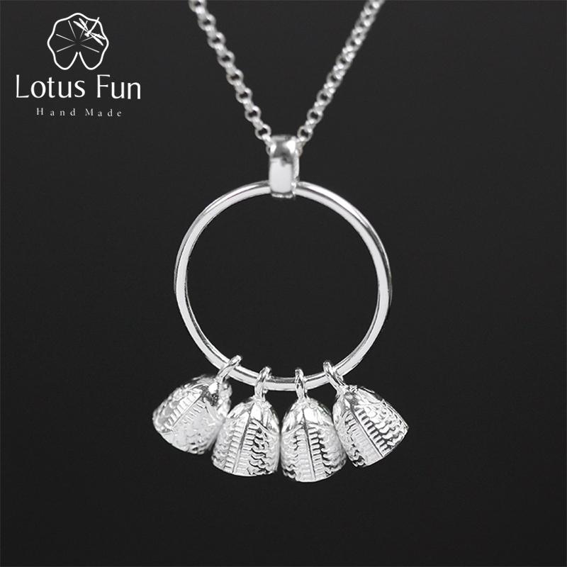 Lotus Fun дизайнерский кулон ручной работы в этническом винтажном стиле с колокольчиком без ожерелья
Lotus Fun дизайнерский кулон ручной работы в этническом винтажном стиле с колокольчиком без ожерелья