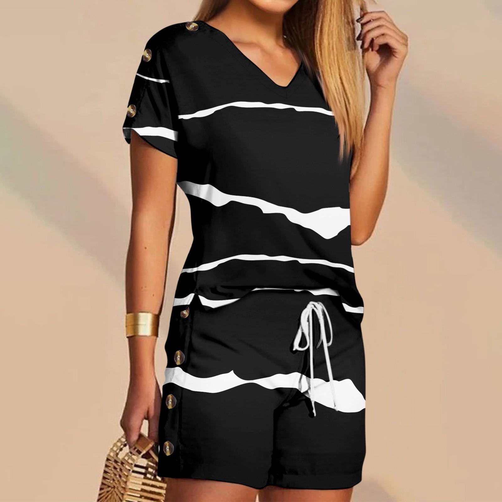 Женские футболки, футболки, шорты, комплекты с графическим рисунком, повседневные комплекты с V-образным вырезом, стандартный крой, комплекты с принтом XXL чёрный