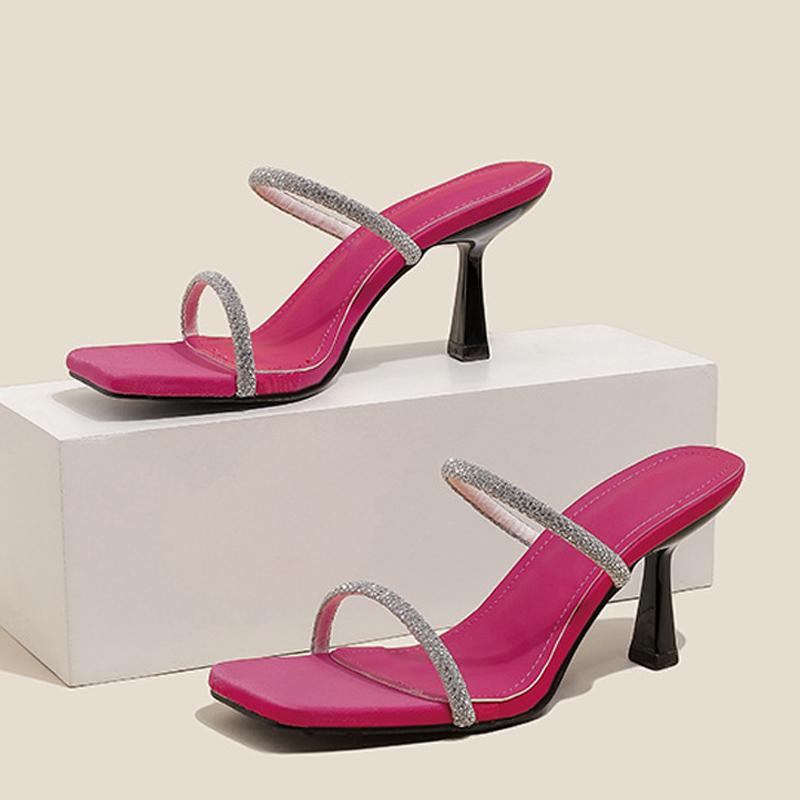 Liyke New Brand Fashion Crystal Narrow Band Women Slipper Summer Low Thin Heels Beach Slides Gladiator Sandals Shoes Size 35 -42
Liyke New Brand Fashion Crystal Narrow Band Women Slipper Summer Low Thin Heels Beach Slides Gladiator Sandals Shoes Size 35 -42