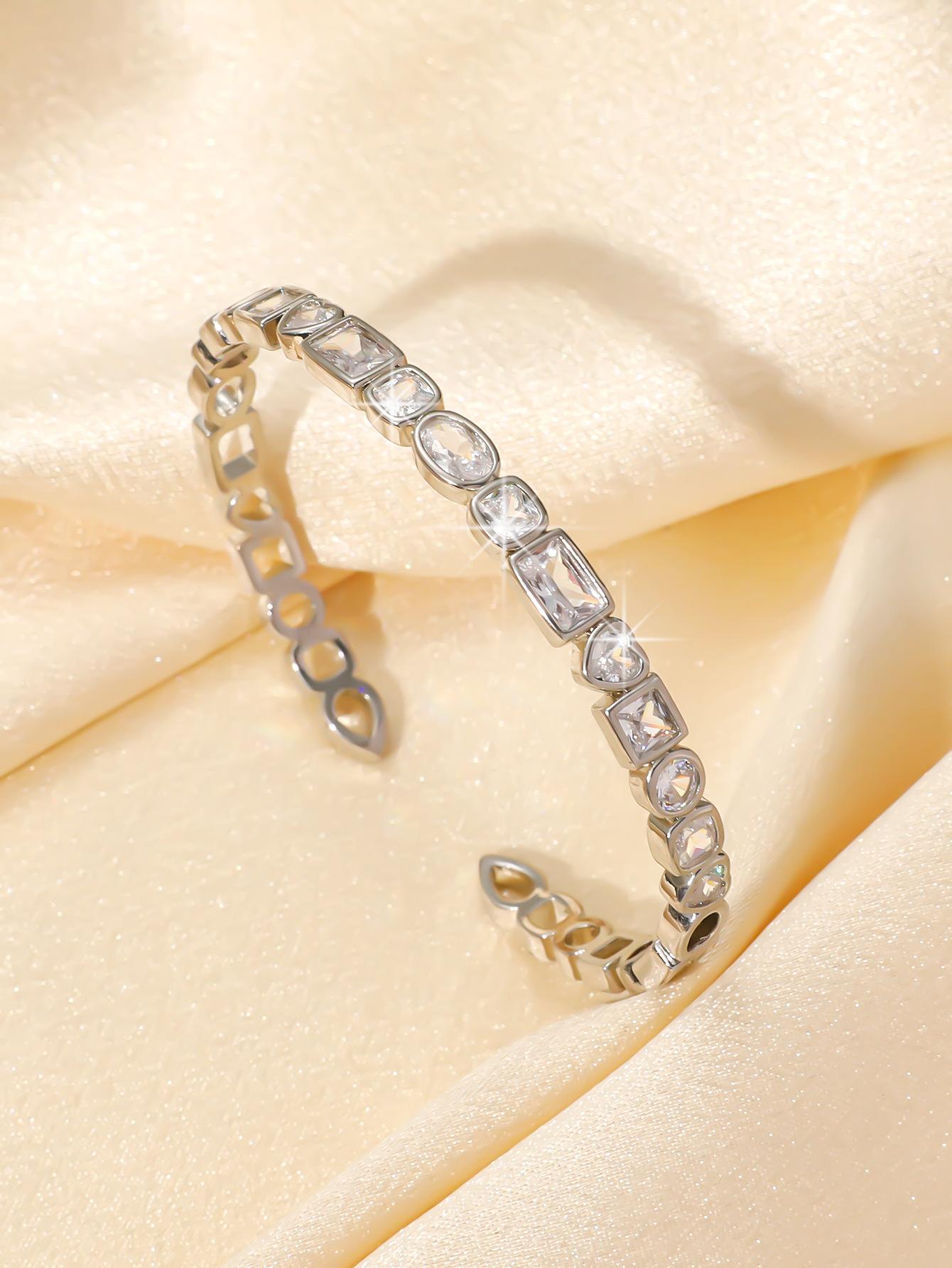 New jewelry love rectangular zircon bracelet niche design bracelet bracelet accessories срібний
New jewelry love rectangular zircon bracelet niche design bracelet bracelet accessories срібний