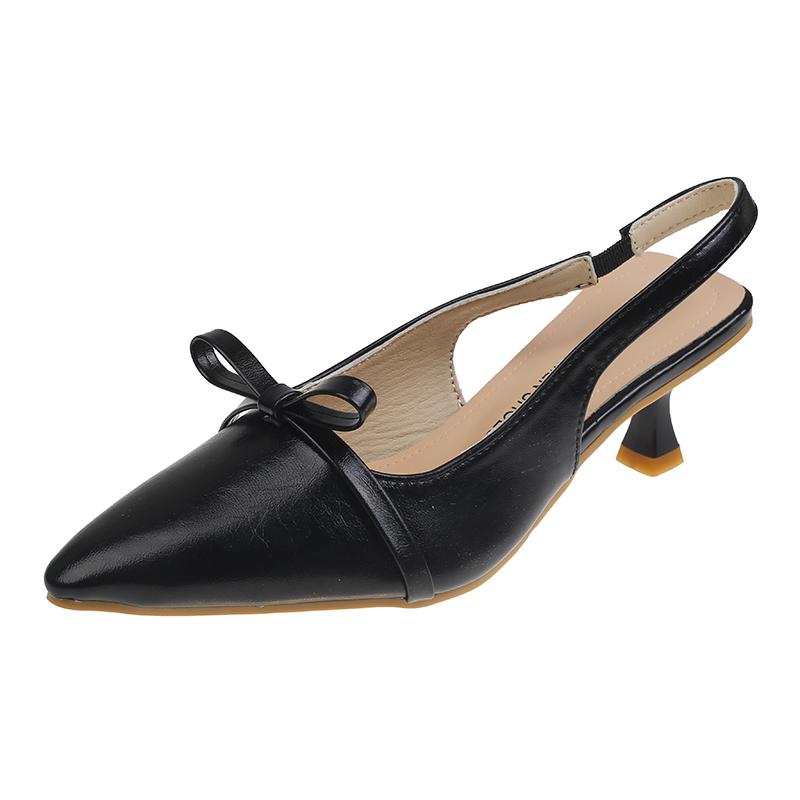 Fashion Baotou Sandals for Women 2025 New Retro Style Pointy Patent Leather Mid-low Heel Slim Back Empty Single Shoes 35 чёрный
Fashion Baotou Sandals for Women 2025 New Retro Style Pointy Patent Leather Mid-low Heel Slim Back Empty Single Shoes 35 чёрный