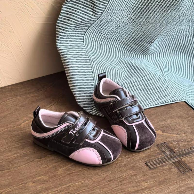 Girls Ballet-style Retro Functional Girls Shoes with Soft Soles, Children s Leather Shoes 25 рожевий/кавовий
Girls Ballet-style Retro Functional Girls Shoes with Soft Soles, Children s Leather Shoes 25 рожевий/кавовий