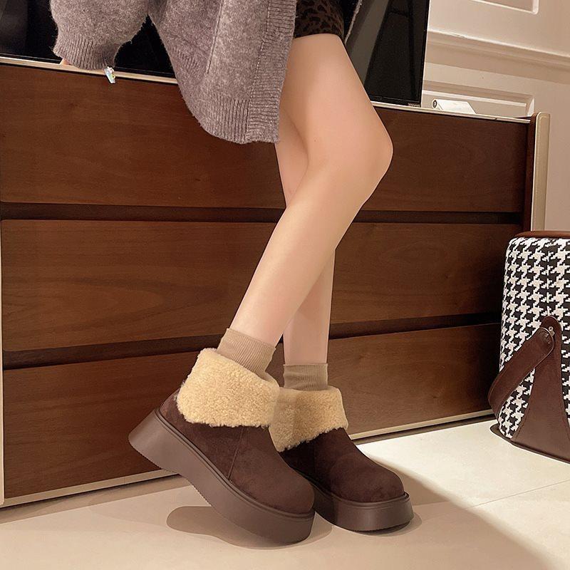 The same counter retro warm Martin boots with thick soles and fleece to increase the height of the new women s snow boots and hair 2025 coffee 40 кавовий
The same counter retro warm Martin boots with thick soles and fleece to increase the height of the new women s snow boots and hair 2025 coffee 40 кавовий