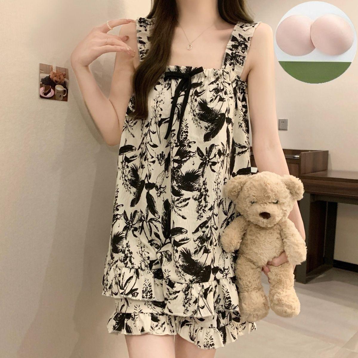 Women s Summer Cloud Cotton Cami Shorts Pajama Set with Built-in Bra Sweet & Fresh Girlish Loungewear 3XL
Women s Summer Cloud Cotton Cami Shorts Pajama Set with Built-in Bra Sweet & Fresh Girlish Loungewear 3XL
