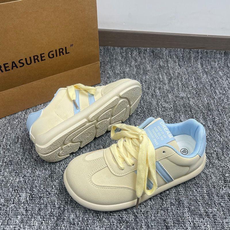 Thick baseplate shoes women s new versatile shoes little white shoes retro 40
Thick baseplate shoes women s new versatile shoes little white shoes retro 40