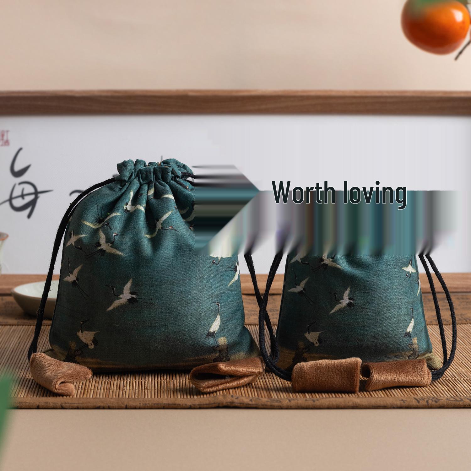 Thick Cotton Linen Double-Layer Drawstring Tea Set Bag for Single Cup and Pot 10x12 cm
Thick Cotton Linen Double-Layer Drawstring Tea Set Bag for Single Cup and Pot 10x12 cm