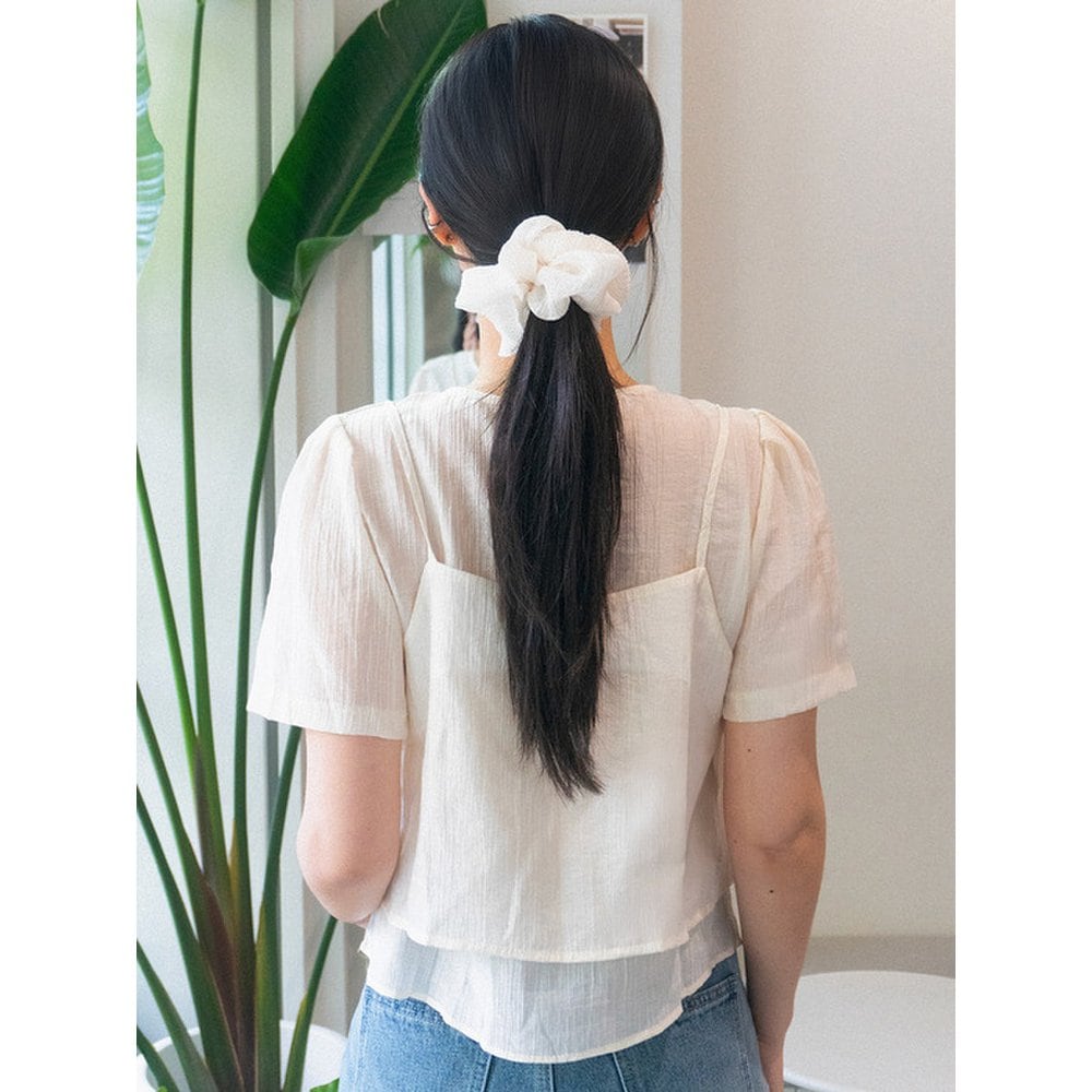 Yoru Chiffon Scrunchie (Vkazf7047) black
Yoru Chiffon Scrunchie (Vkazf7047) black