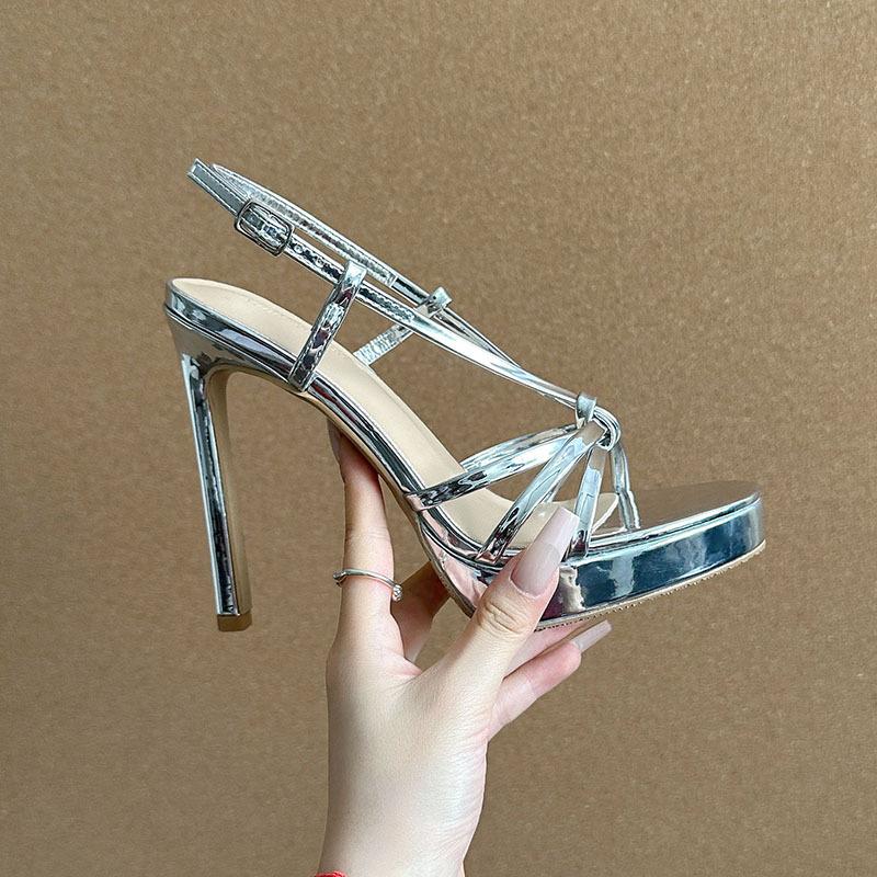 Sandals New Golden High Heel Sandals Open Toe One-word Buckle Stiletto with Skirt High Heels Fairy Style 33
Sandals New Golden High Heel Sandals Open Toe One-word Buckle Stiletto with Skirt High Heels Fairy Style 33