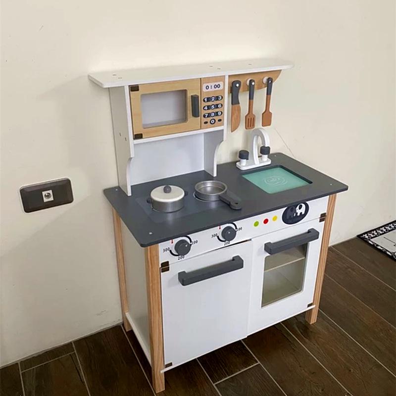 Children s Wooden BBQ Playset for Girls Ages 3-6: Dollhouse Cooking and Kitchenware Toys
Children s Wooden BBQ Playset for Girls Ages 3-6: Dollhouse Cooking and Kitchenware Toys