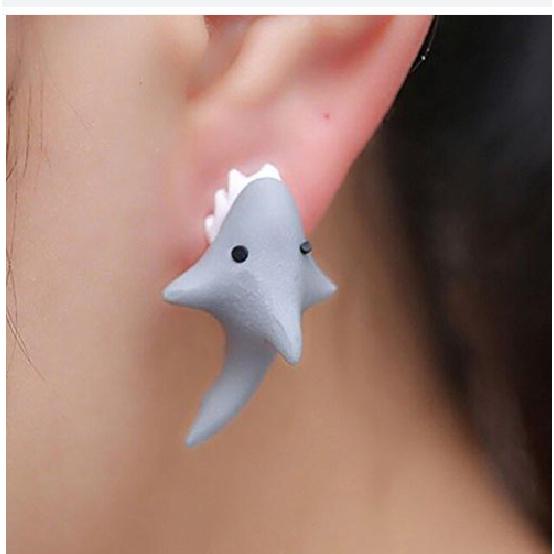 Small Animal Ear Biting Dinosaur Earrings Corgi Shark Earrings Ear Jewelry Spray Paint Cute Mini Cannibal Shark
Small Animal Ear Biting Dinosaur Earrings Corgi Shark Earrings Ear Jewelry Spray Paint Cute Mini Cannibal Shark
