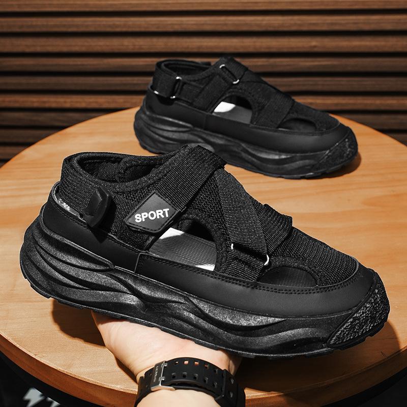 Горячая новинка 2024 года, летняя верхняя одежда, полые сандалии, дезодорант, сумка, обувь с отверстием для головы, нескользящая модная мужская пляжная обувь Houxi 39 чёрный